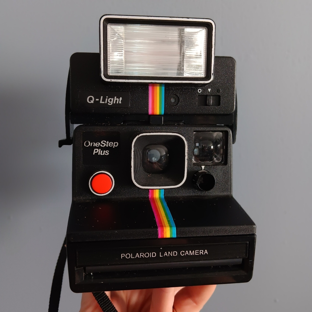 Vintage Polaroid SX-70 One Step Plus Instant Land Camera with Q Light Flash